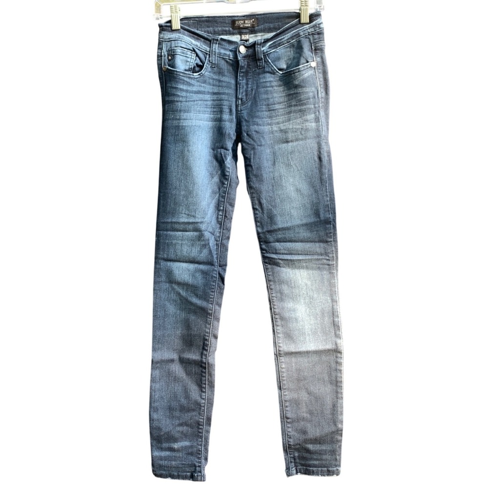 Judy Blue Jeans Women's 3/26 Blue Wash Stretch Skinny Distressed Mid Rise